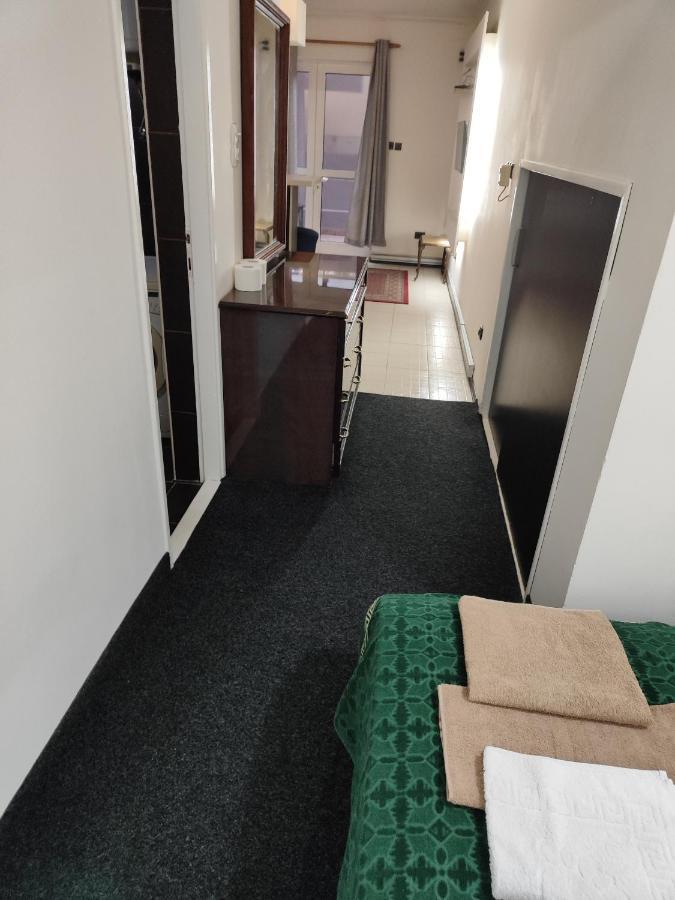 Appartement Fenix à Belgrade Extérieur photo